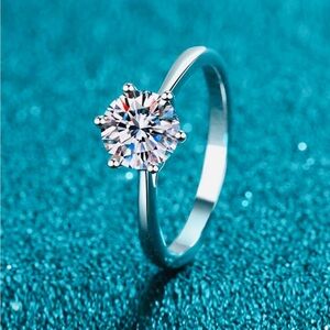 925 Sterling Silver Ring Size 7